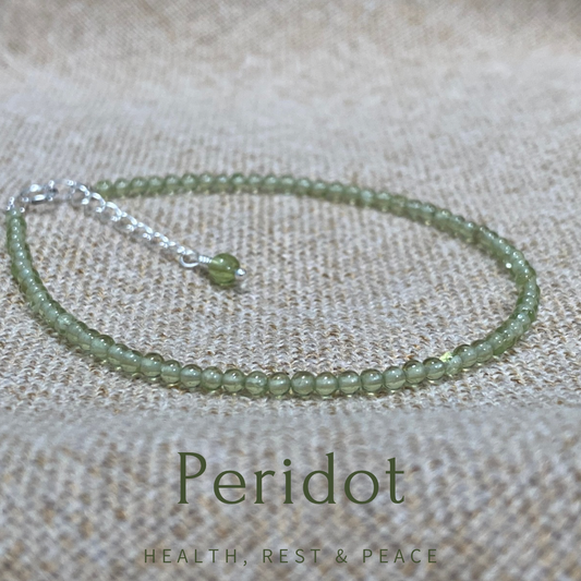 Gemstone beaded bracelet - Peridot - August Birthstone